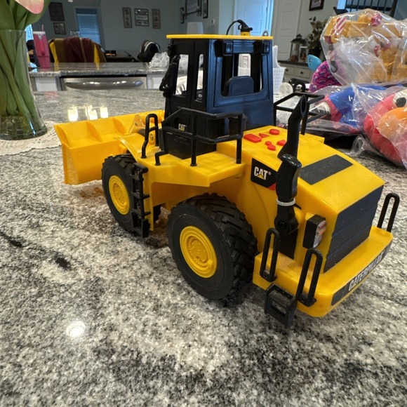 CAT Caterpillar Bulldozer Construction Vehicle moves Sounds Lights Works 12"L - Picture 10 of 12